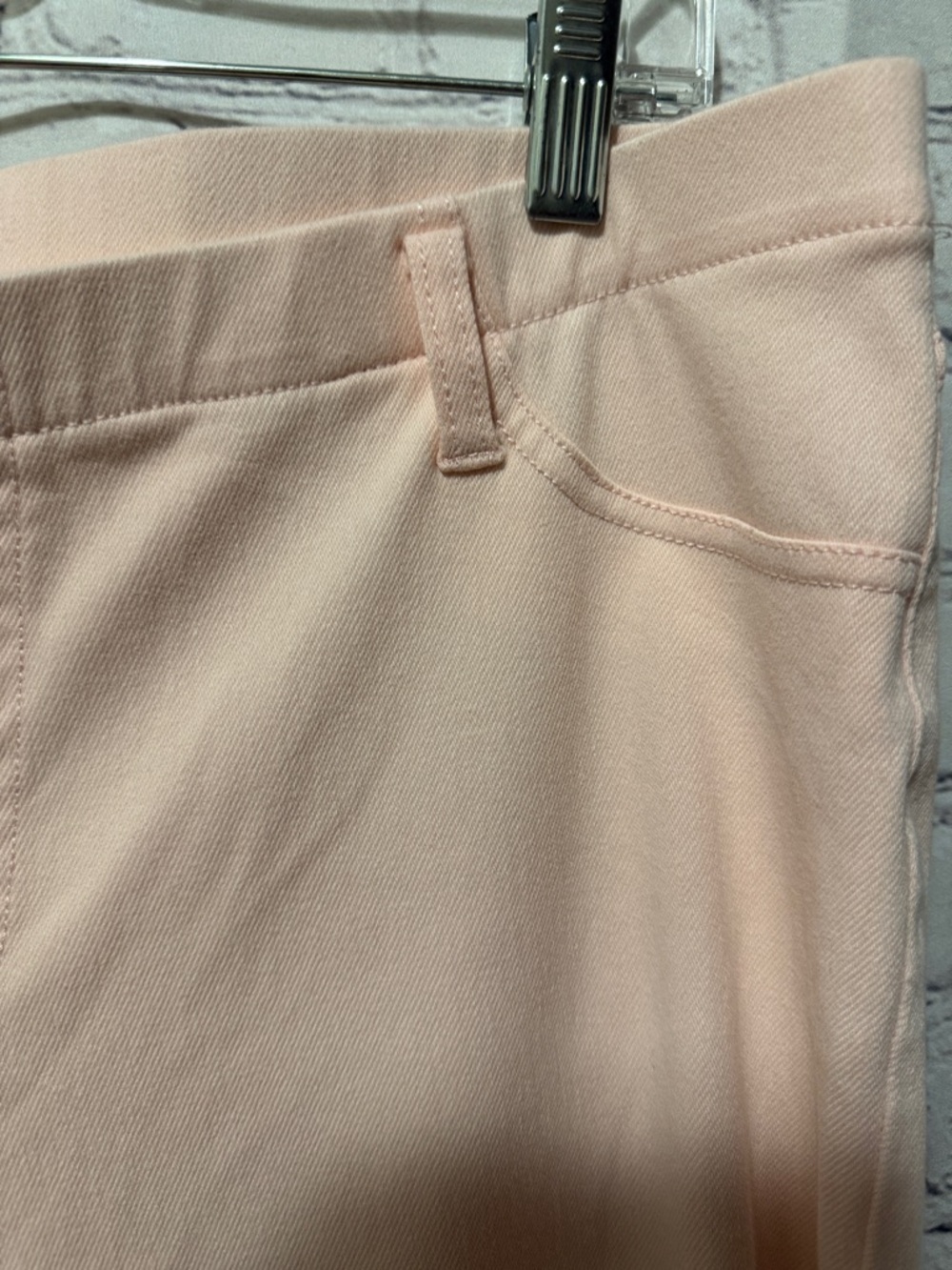 NWOT Faded Glory (20) Women’s Pink Pull-On Stretch Capri Jean Look Back Pockets - Picture 3 of 8